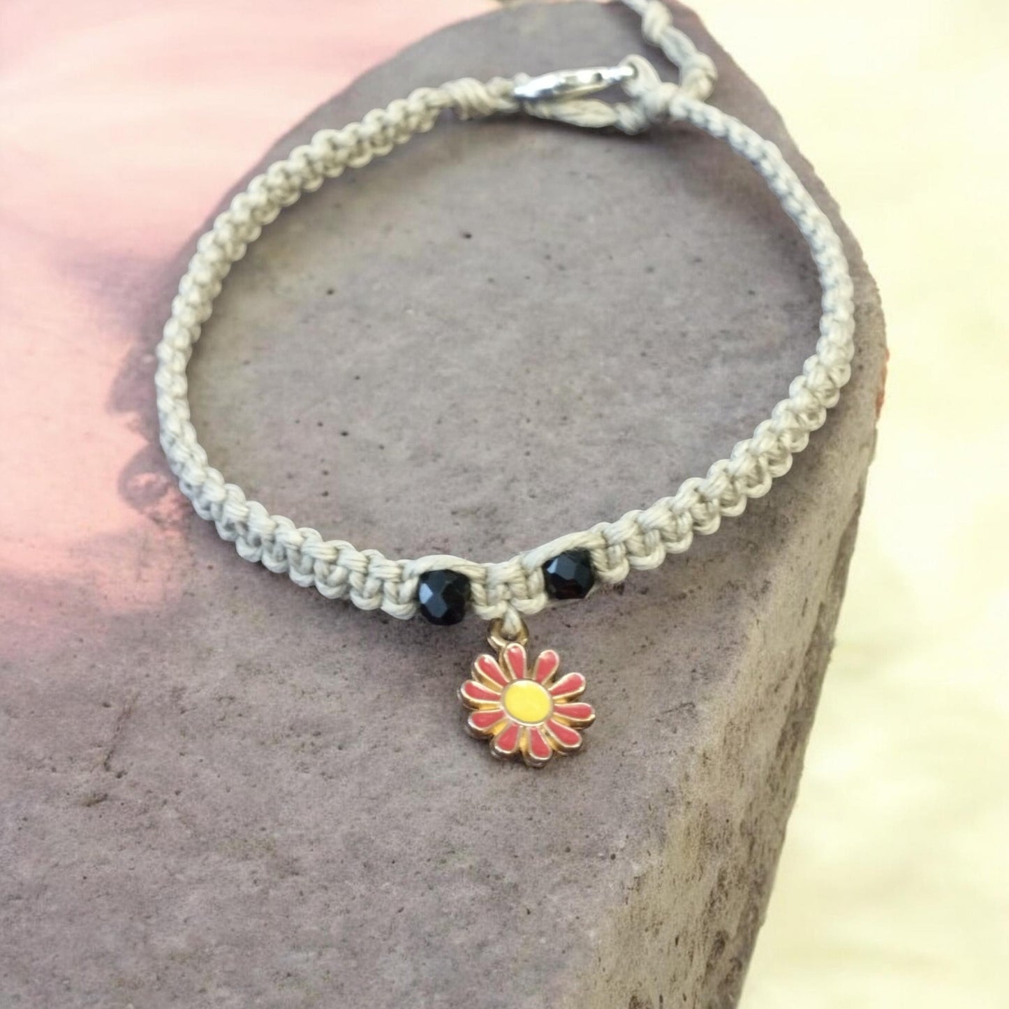 Red Daisy Handmade Hemp Anklet