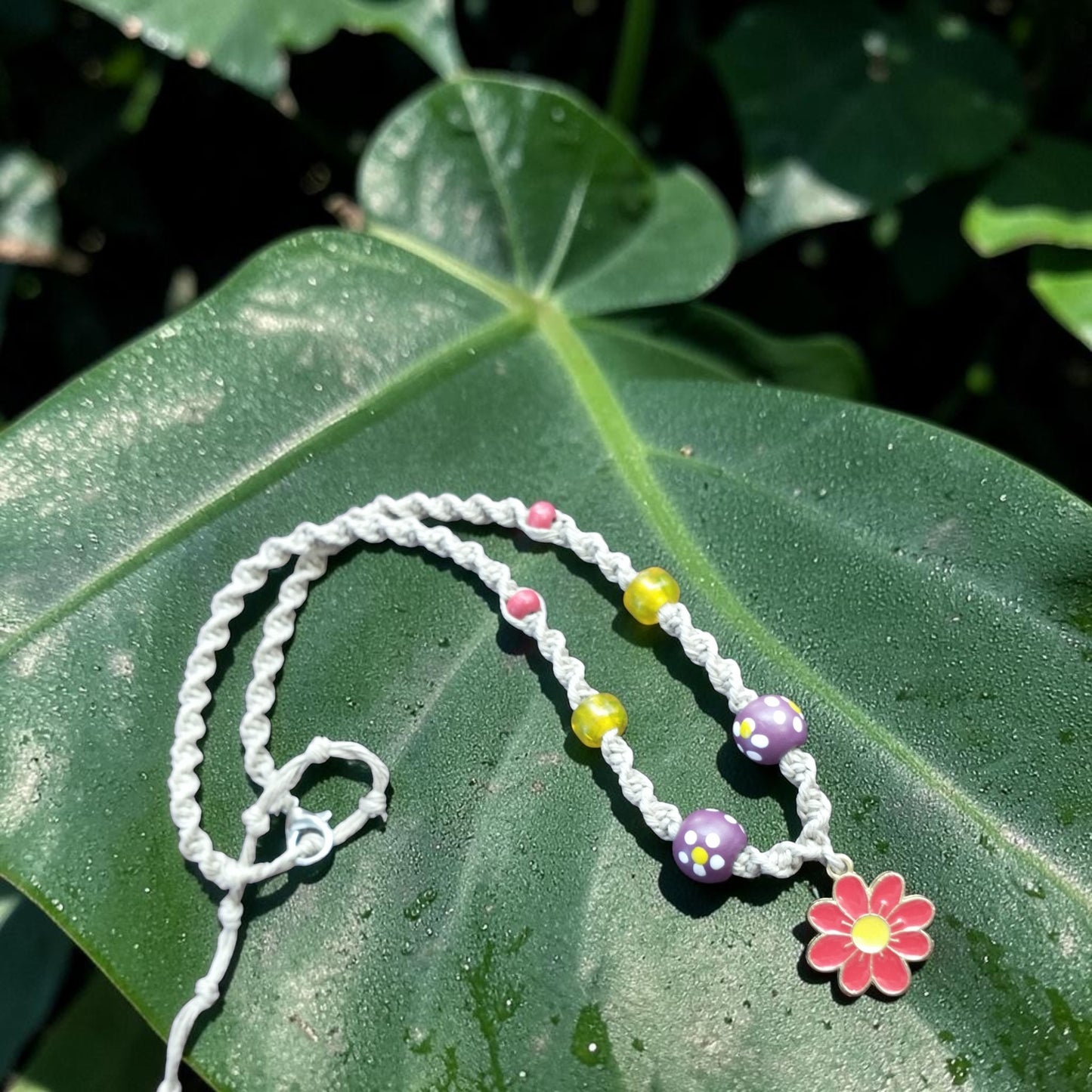 Red Daisy Handmade Hemp Necklace