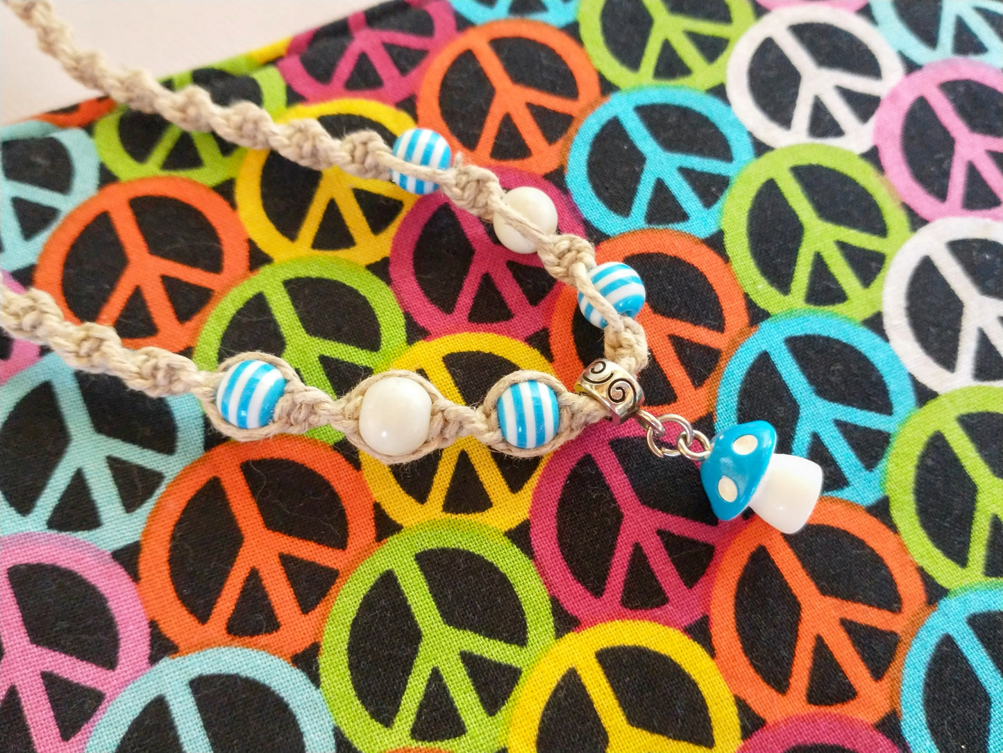 Peace Sign Zipper Pouch with Hemp Mushroom Pendant Necklace