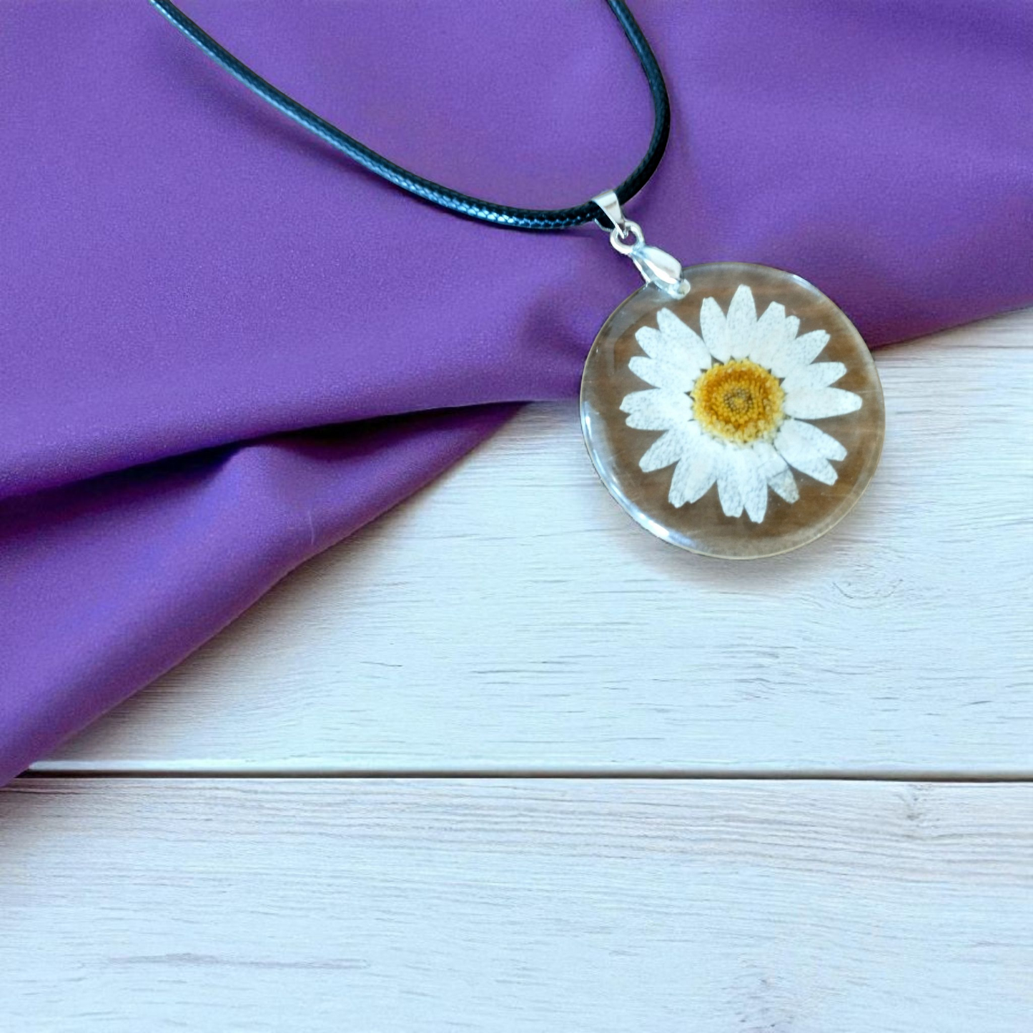 Daisy Necklace